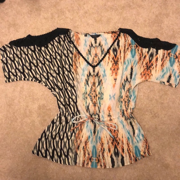 Guess Tops - Guess top with cutout sleeves.